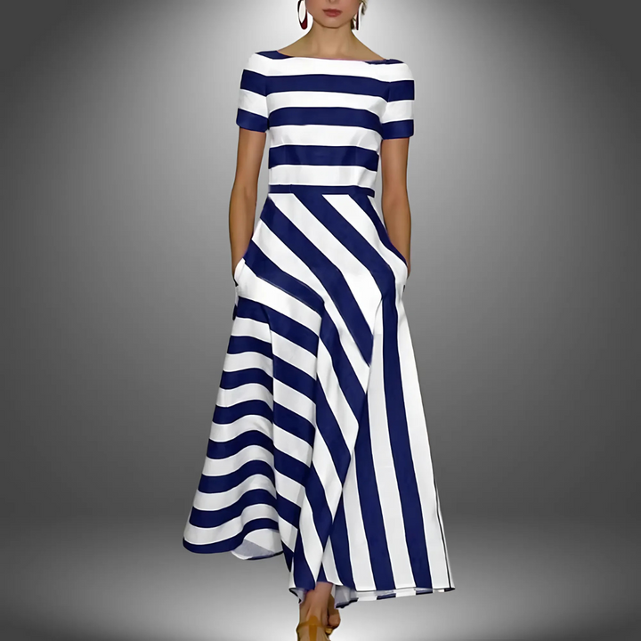 Elise – light and flowy dress with delicate stripes