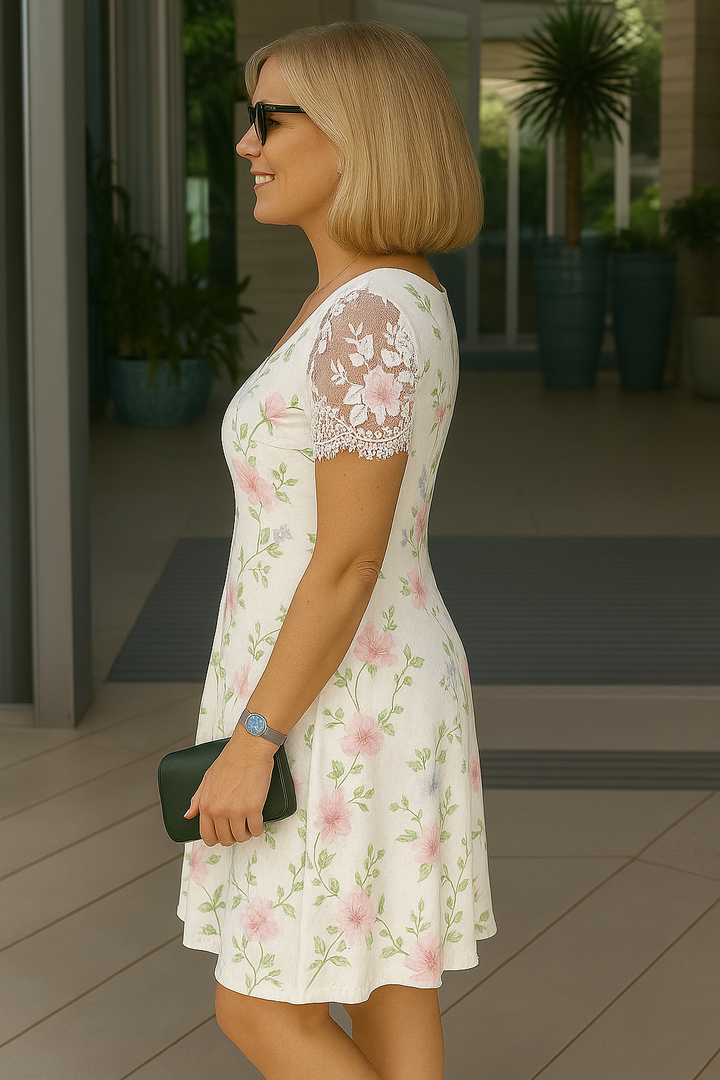 Ivy - Comfortable Midi Dress with Lace Details