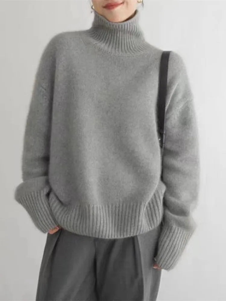 Claire – Turtleneck with Exceptional Softness