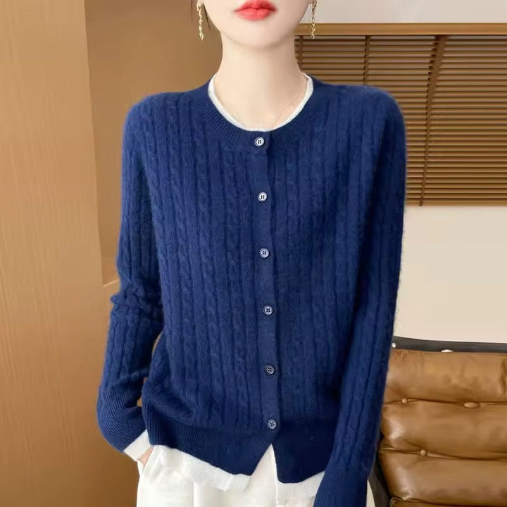 Samantha - Comfortable Cardigan